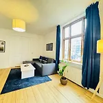 아파트 Aday - Beautiful 3 Bedrooms On Jomfru Anegade 올보르