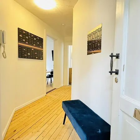 Aday - Beautiful 3 Bedrooms On Jomfru Anegade Appartement Aalborg