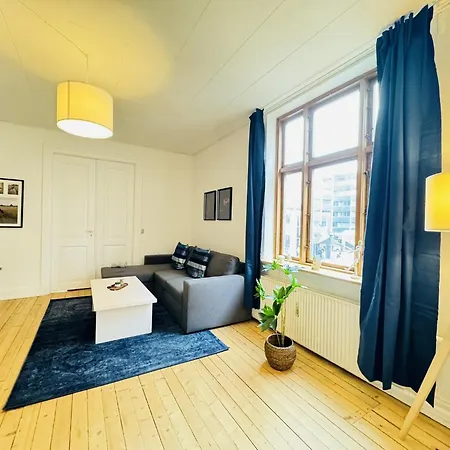 Apartment Aday - Beautiful 3 Bedrooms On Jomfru Anegade Aalborg